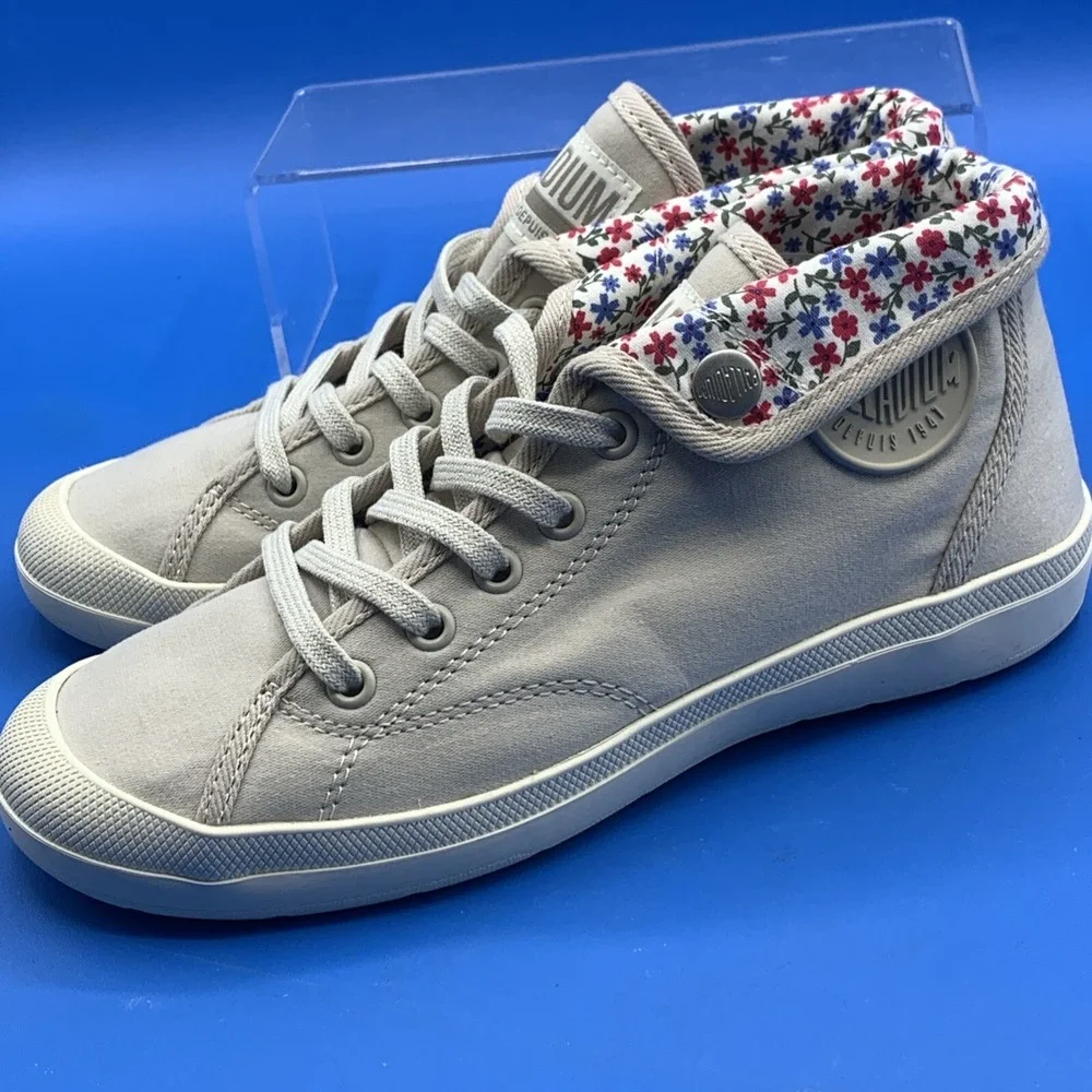 Palladium Aventure CVS Sneaker Shoes Women's Rainy Day Marshmallow - Size US 5.5